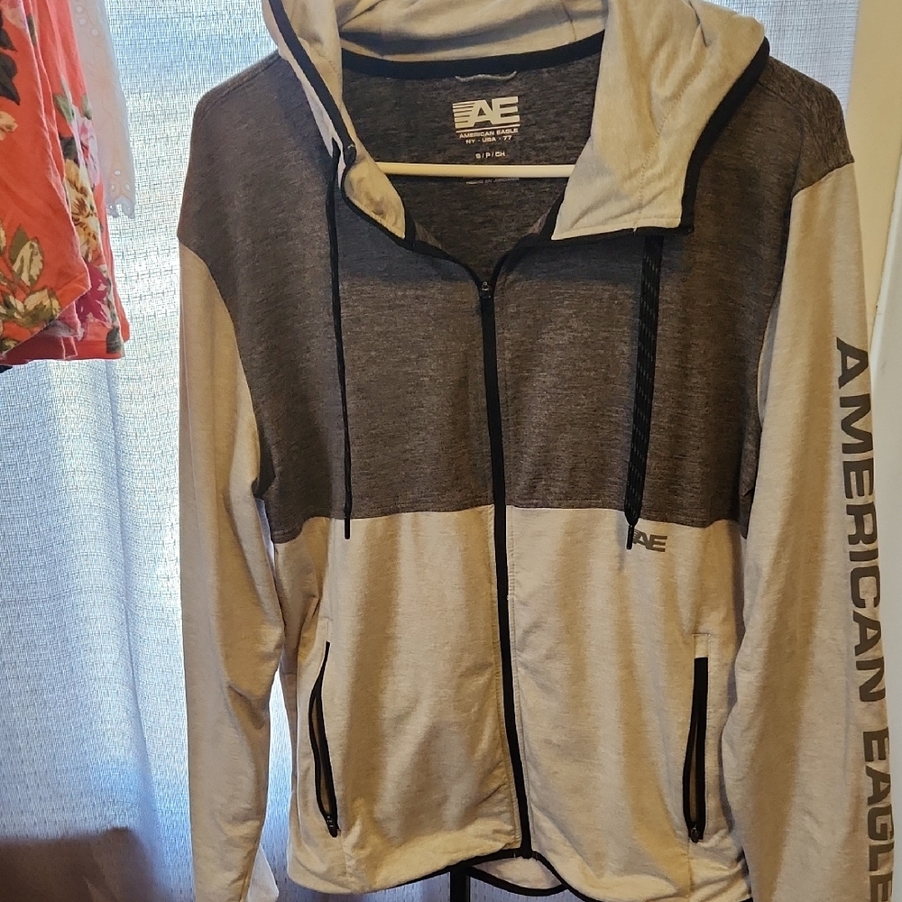 American Eagle Light And Dark Gray Hoodie